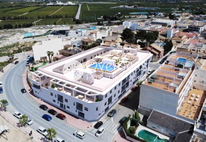 Daszek - Nowy budynek - San Miguel de Salinas -
                San Miguel de Salinas