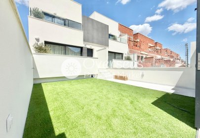Herenhuis - Nieuwbouw Woningen - Cox -
                San Fernando
