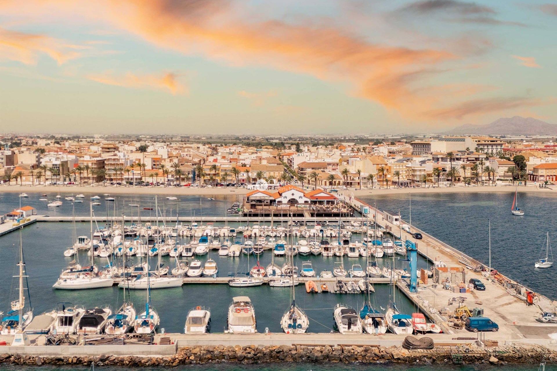 Neue Gebäude - Penthouse -
Los Alcazares