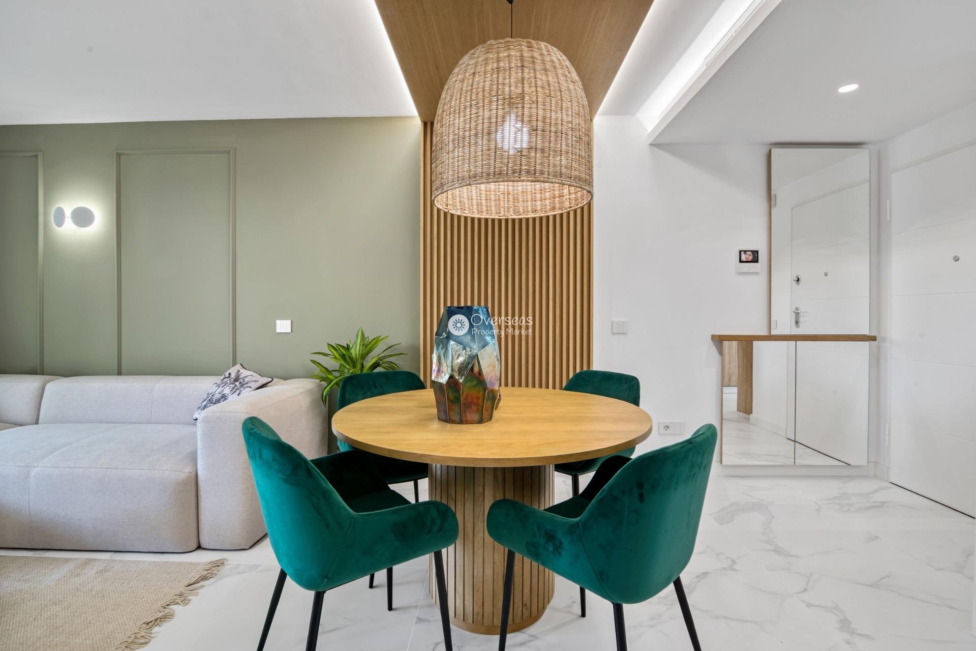 Neue Gebäude - Penthouse -
Torrevieja - Punta Prima