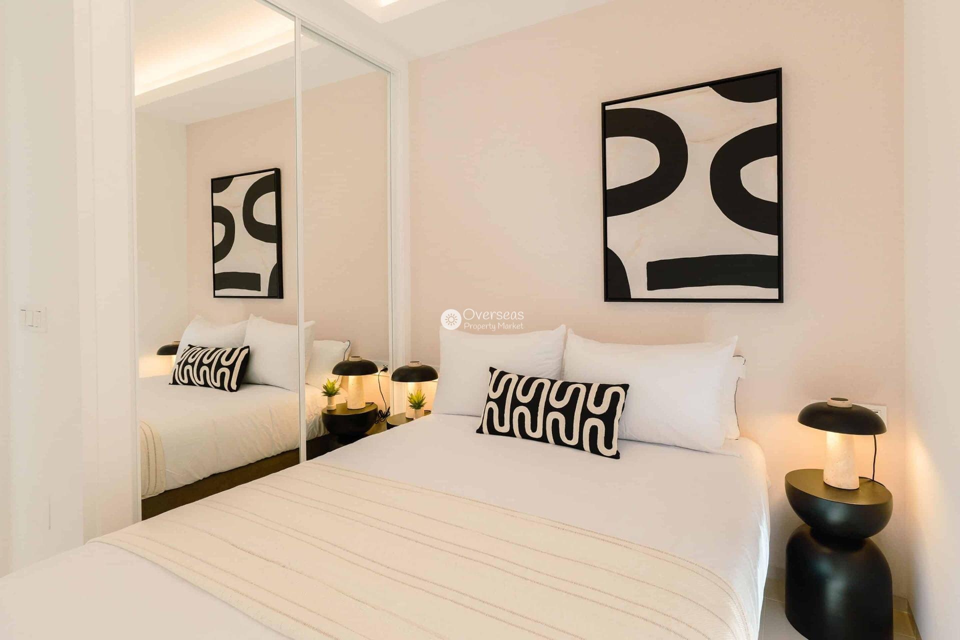 Neue Gebäude - Stadthaus -
Rojales