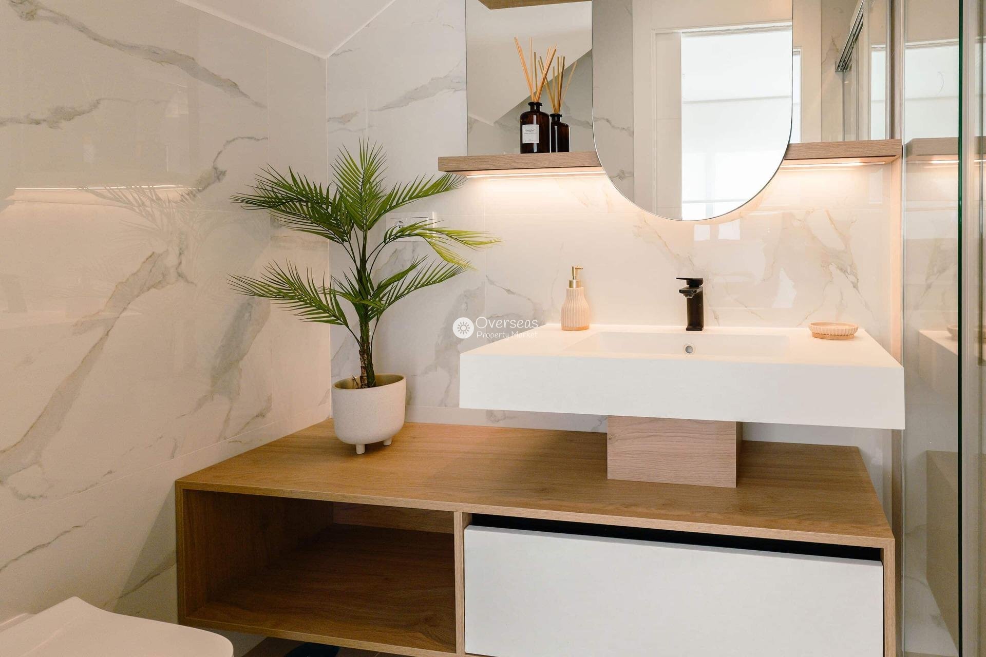 Neue Gebäude - Stadthaus -
Rojales