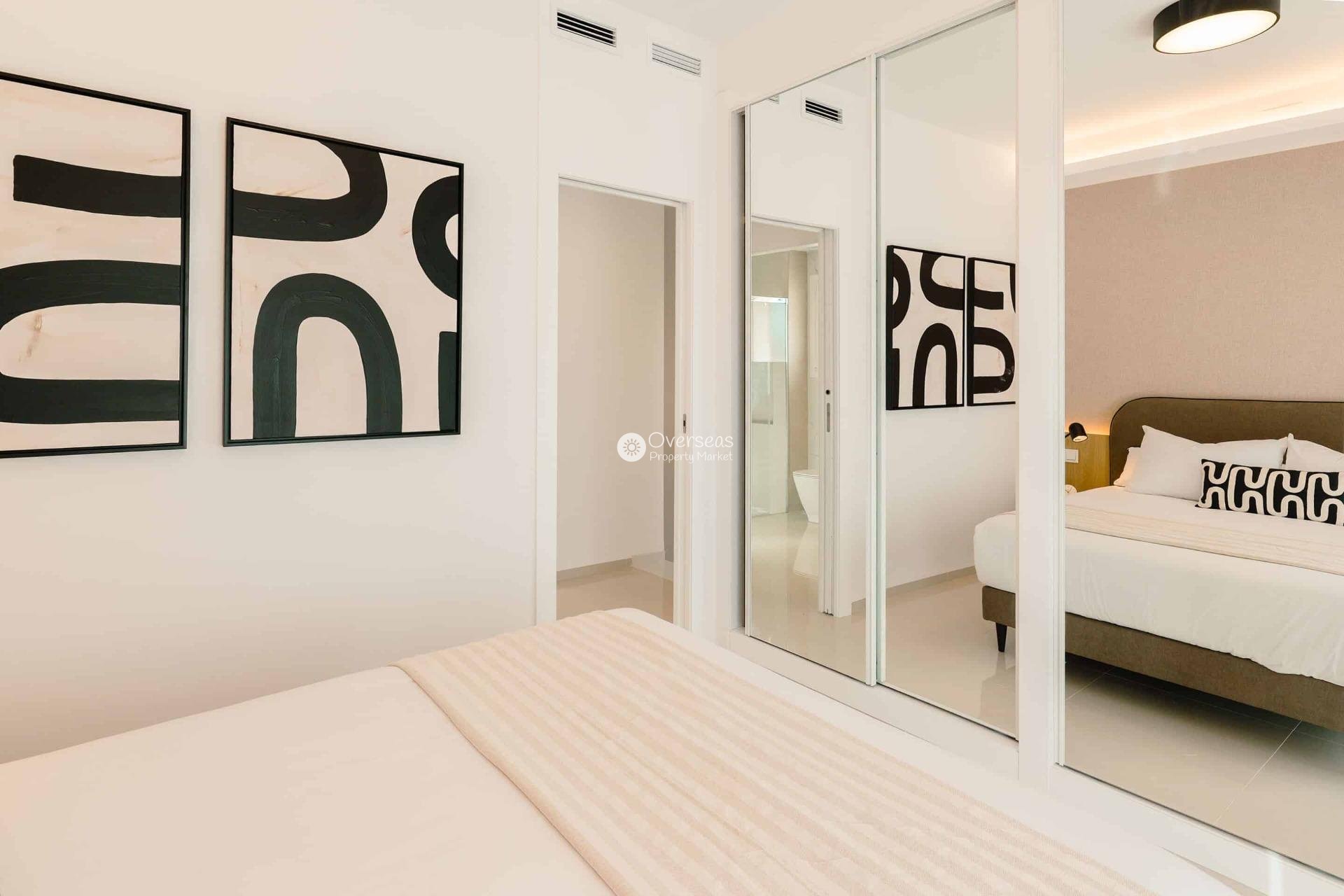 Neue Gebäude - Stadthaus -
Rojales