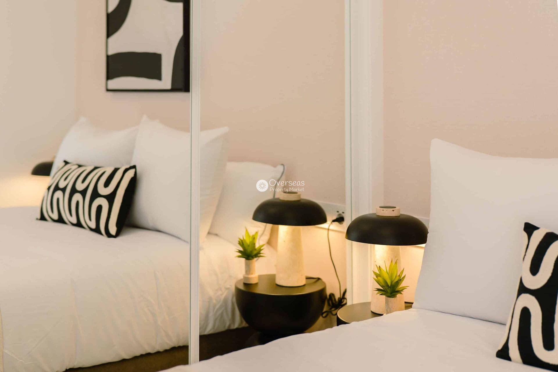 Neue Gebäude - Stadthaus -
Rojales