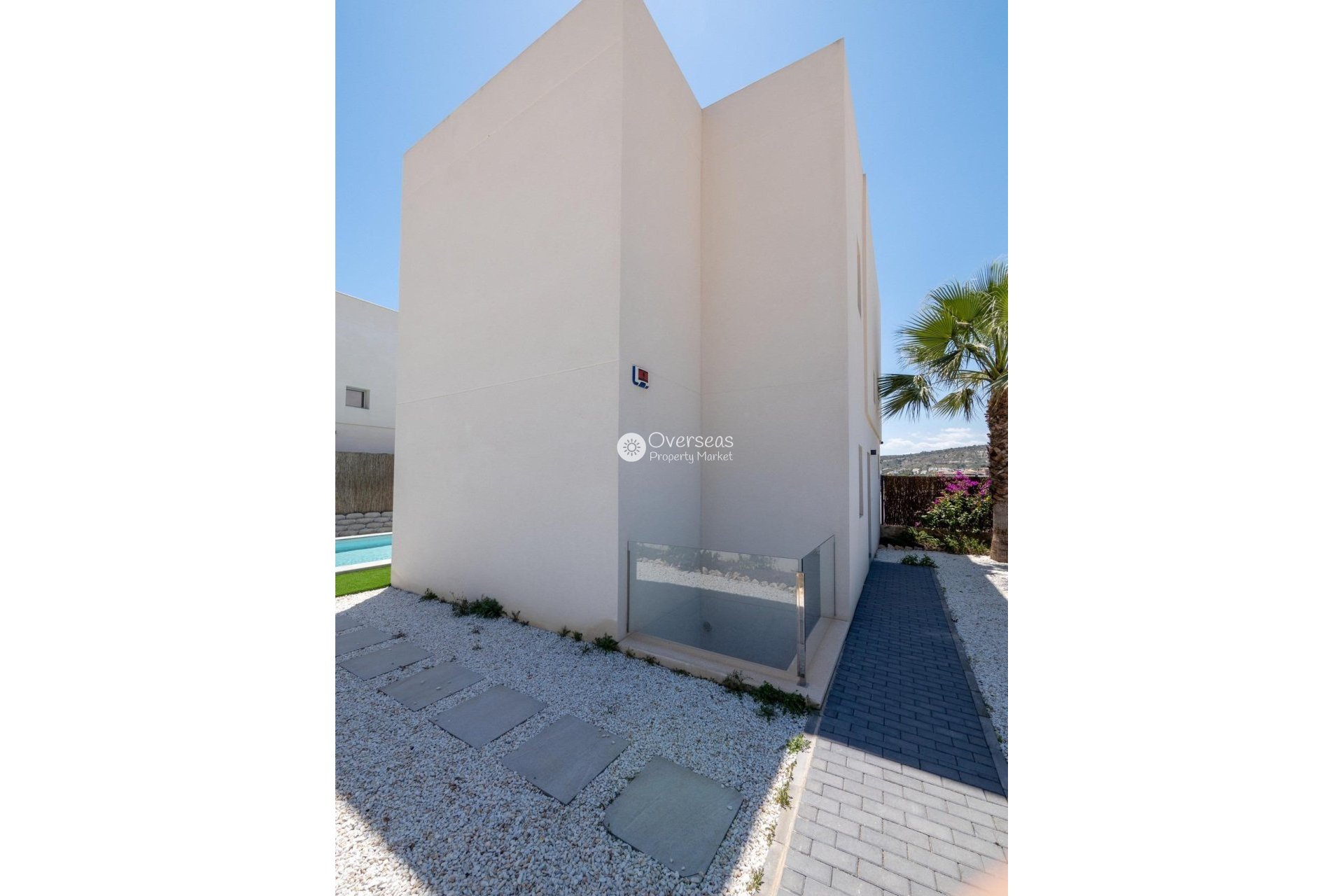 Neue Gebäude - Villa -
Algorfa