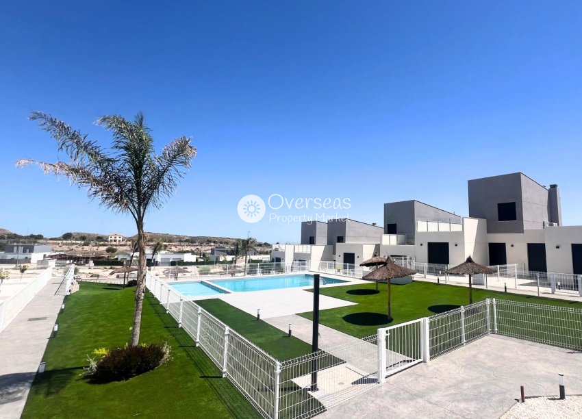 Neue Gebäude - Villa -
Baños y Mendigo - Altaona Golf