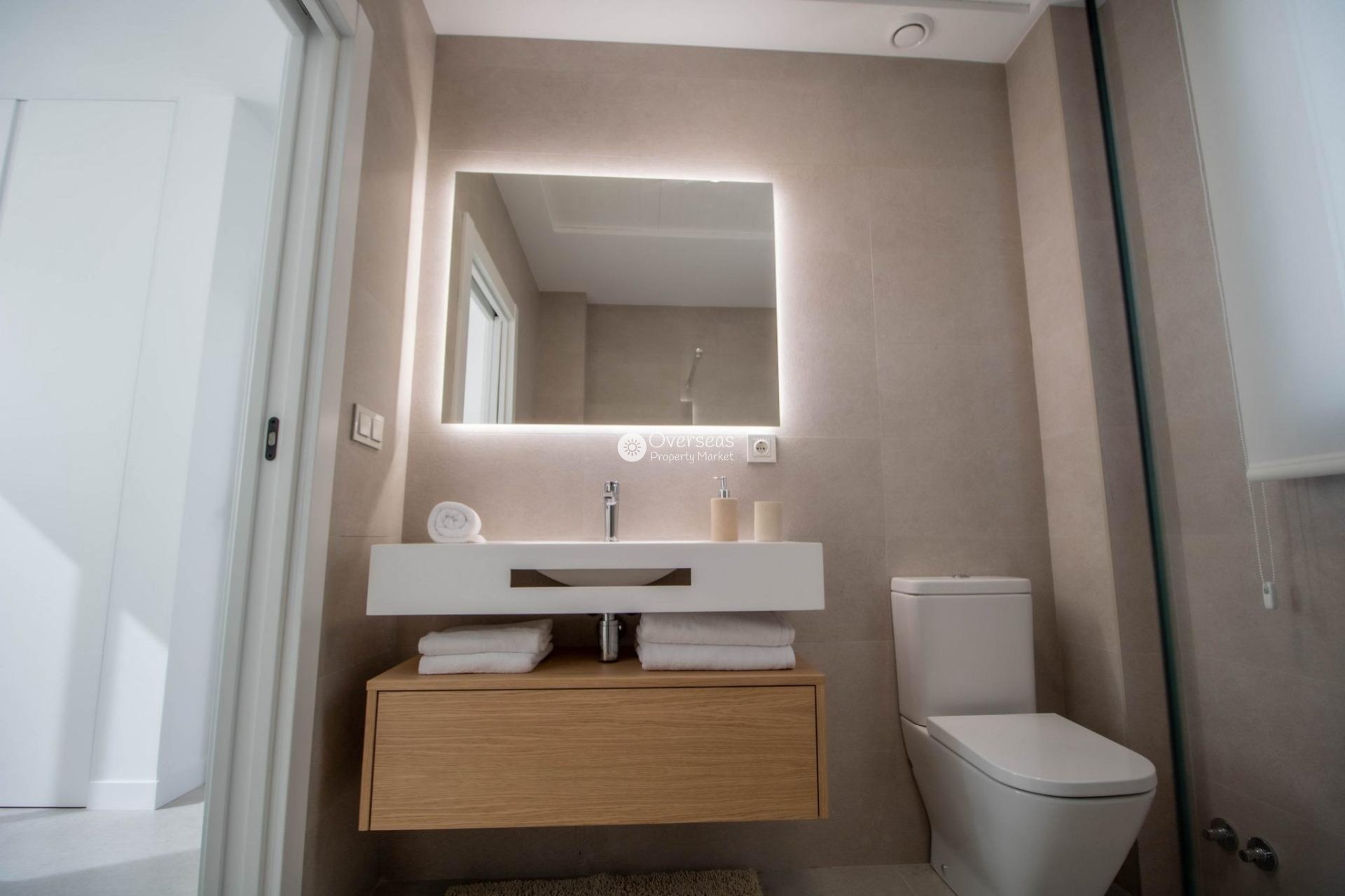 Neue Gebäude - Villa -
Finestrat