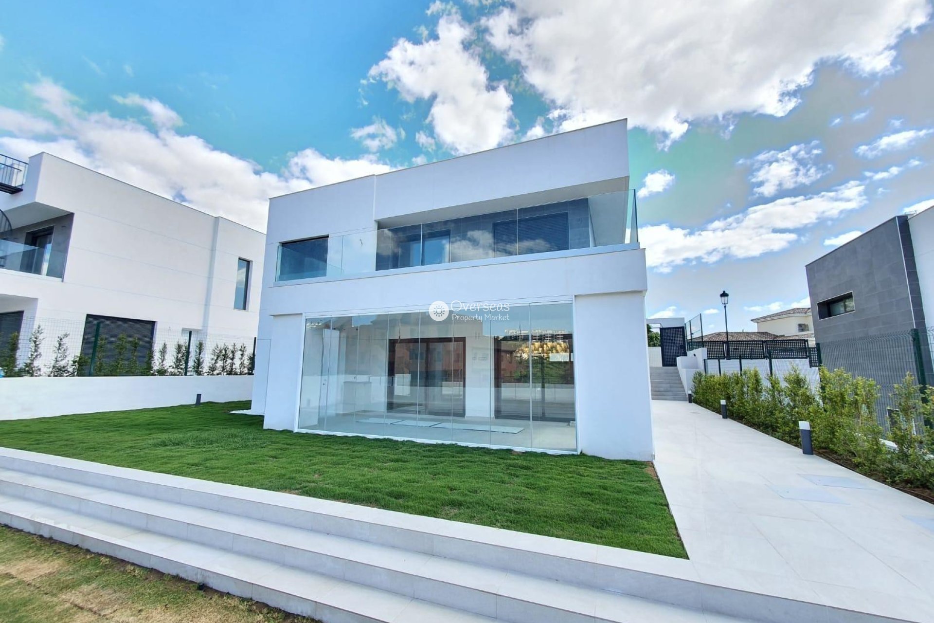 Neue Gebäude - Villa -
Manilva