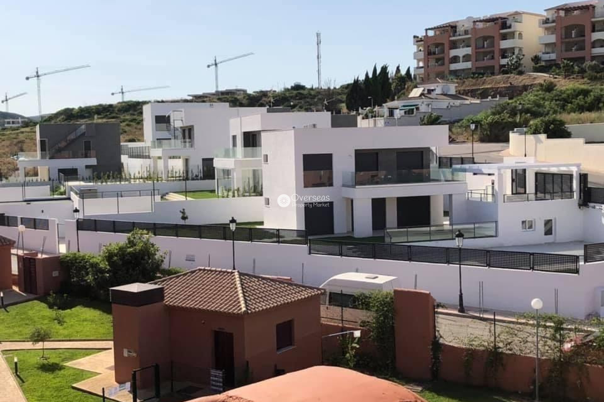 Neue Gebäude - Villa -
Manilva