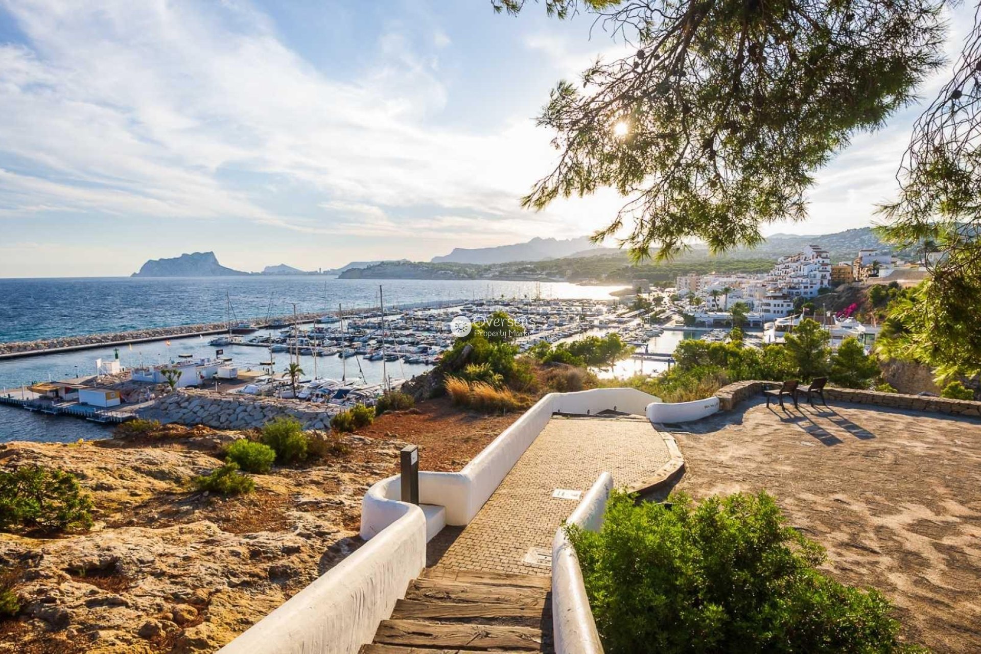 Neue Gebäude - Villa -
Moraira_Teulada