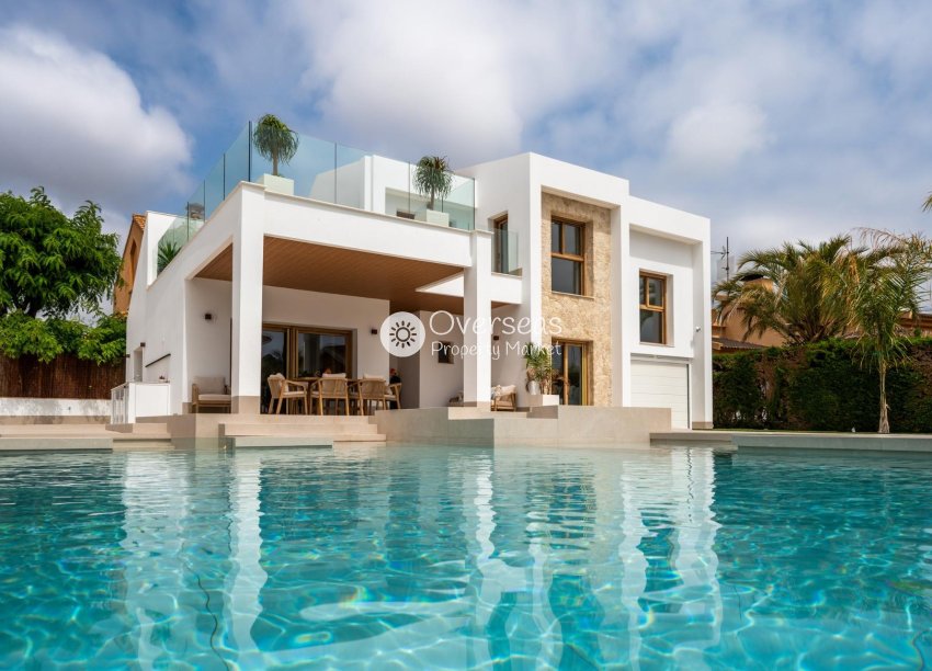 Neue Gebäude - Villa -
Orihuela Costa