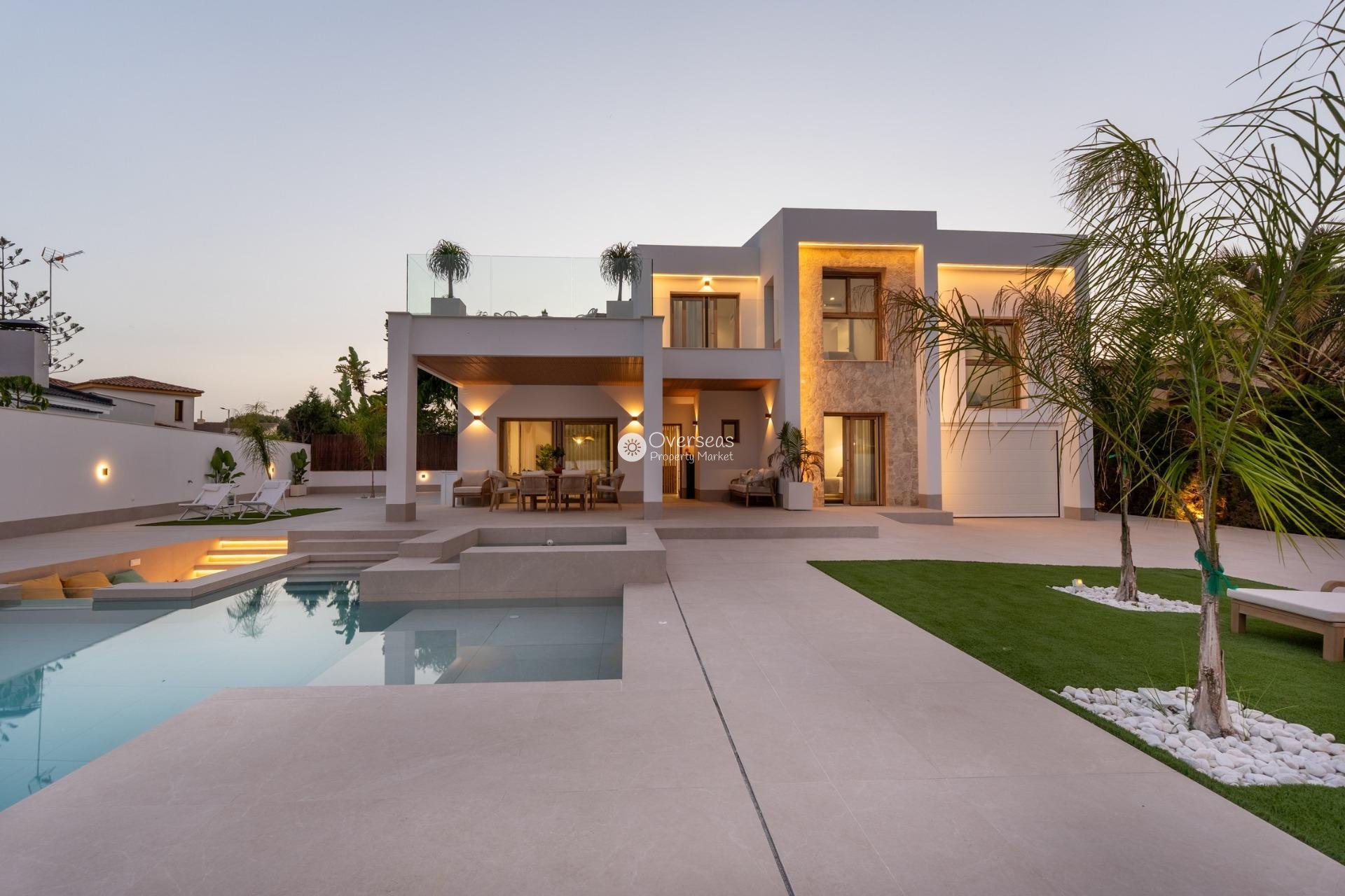 Neue Gebäude - Villa -
Orihuela Costa