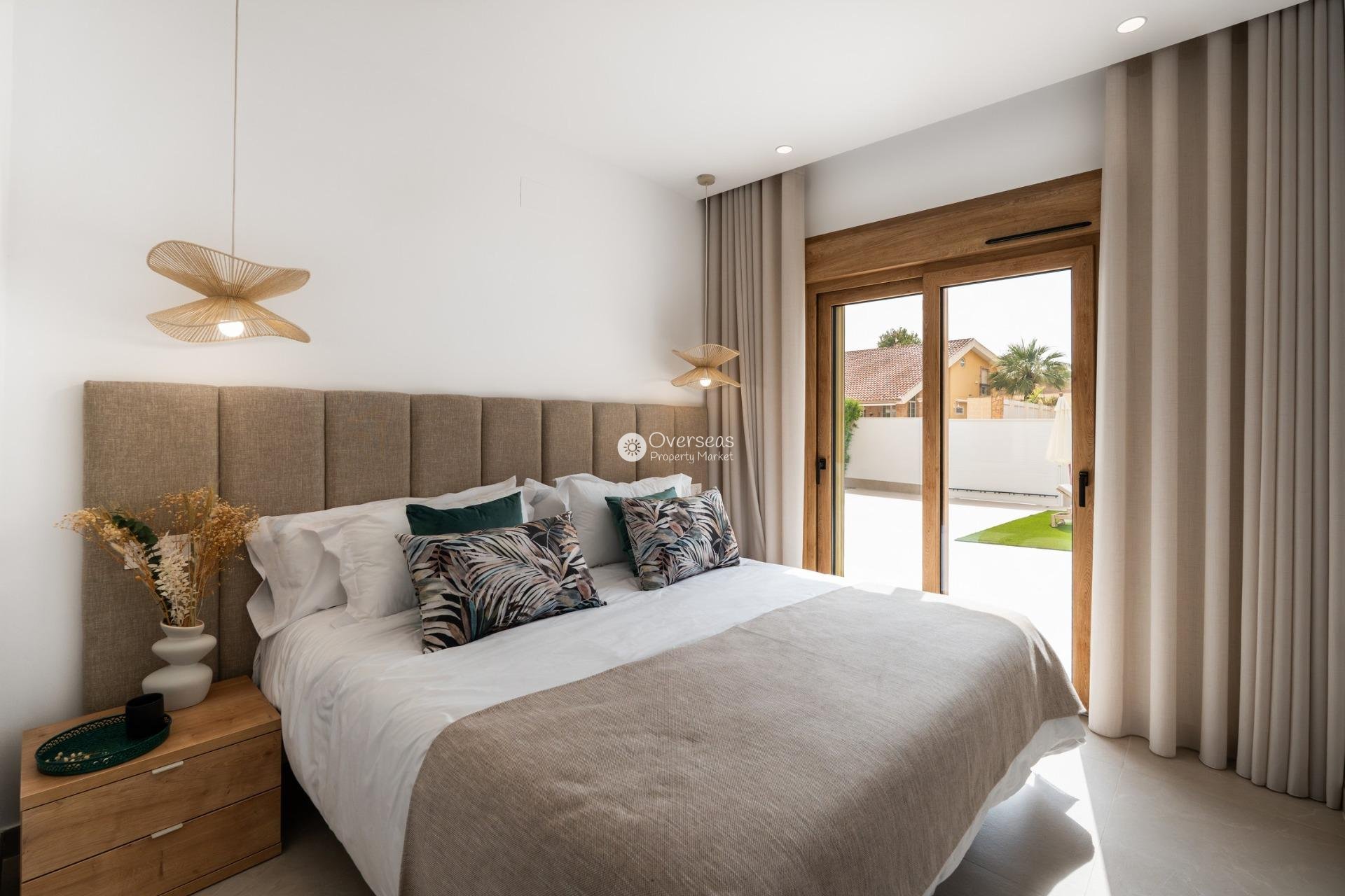 Neue Gebäude - Villa -
Orihuela Costa