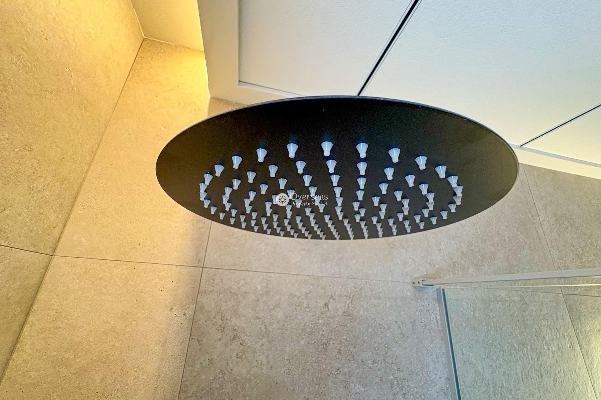 Neue Gebäude - Villa -
Rojales