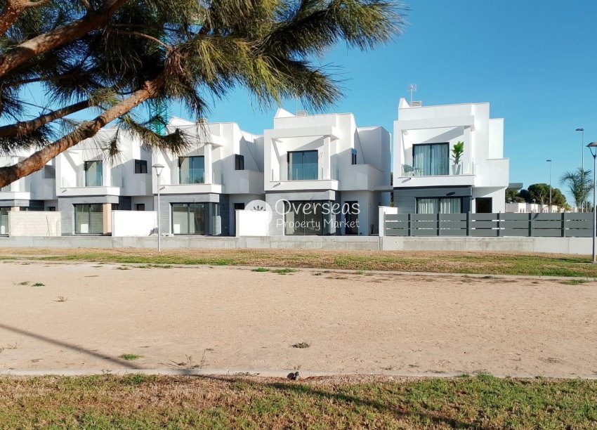 Neue Gebäude - Villa -
San Javier - Santiago De La Ribera