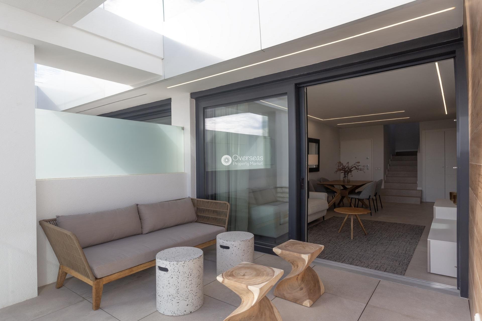 Neue Gebäude - Wohnung -
Denia - L´Estanyó (Marinas)