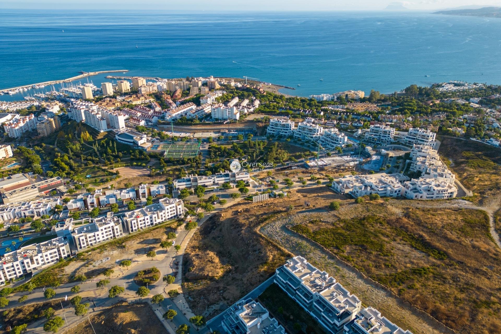 Neue Gebäude - Wohnung -
Estepona