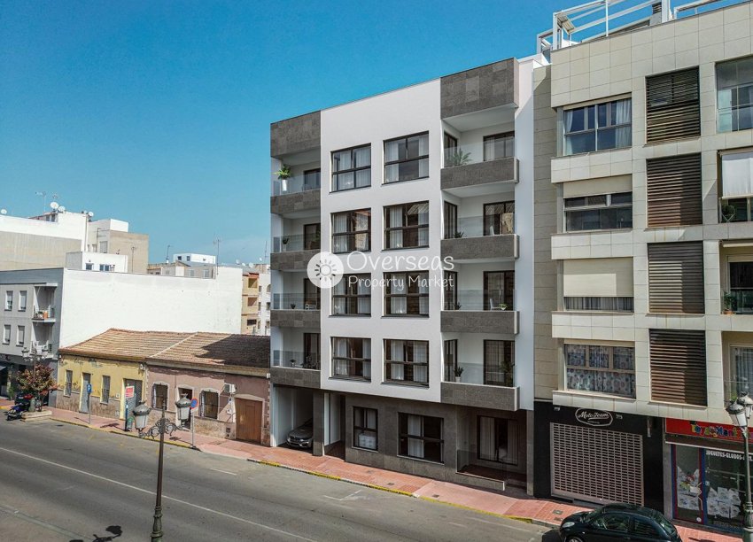 Neue Gebäude - Wohnung -
Guardamar del Segura - Pueblo