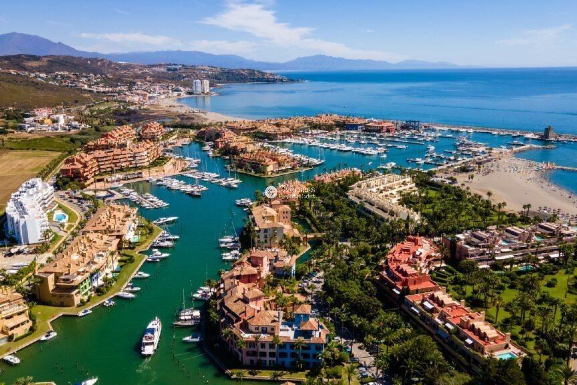 Neue Gebäude - Wohnung -
La Linea De La Concepcion