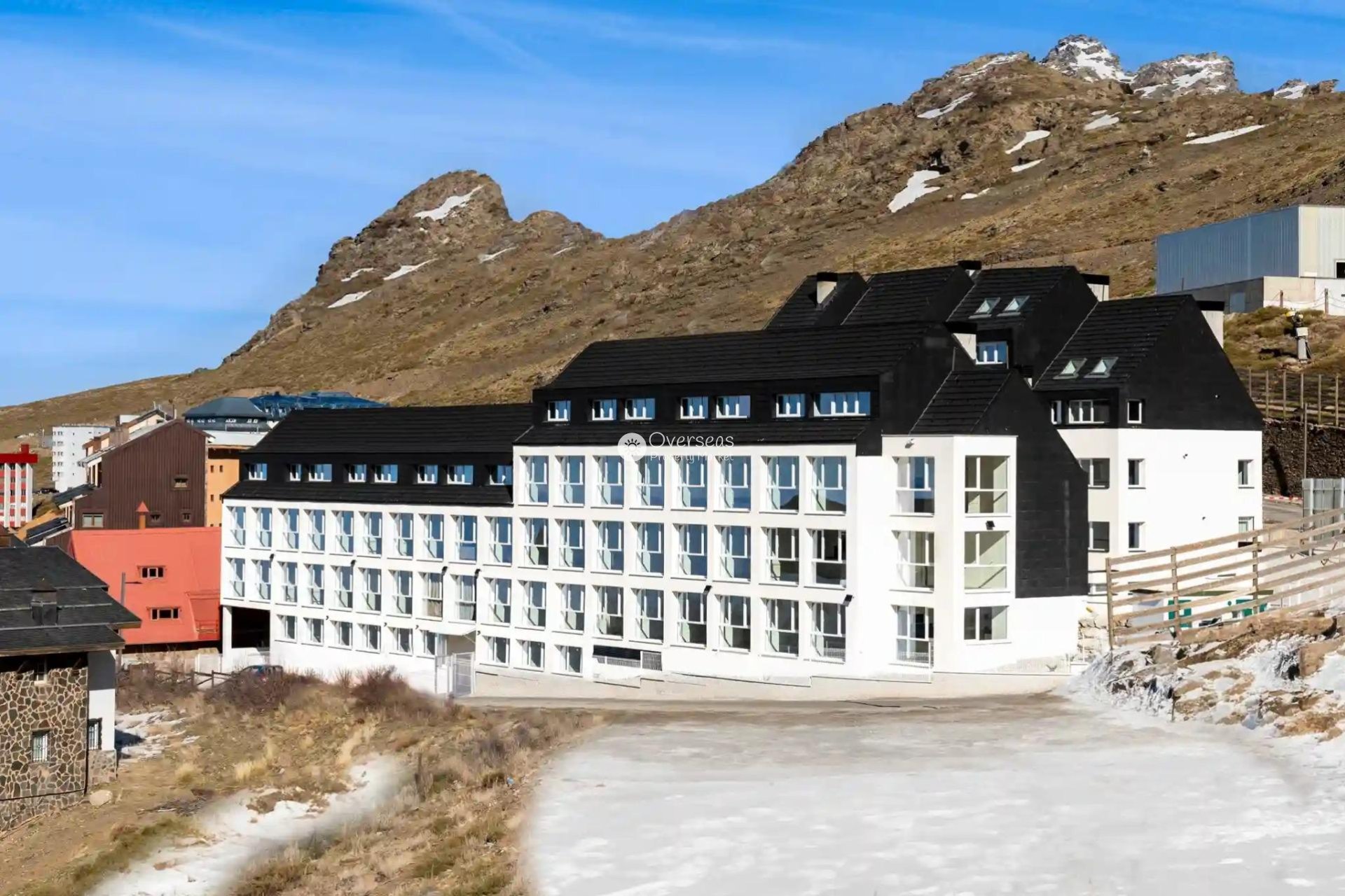 Neue Gebäude - Wohnung -
Monachil - Sierra Nevada Ski
