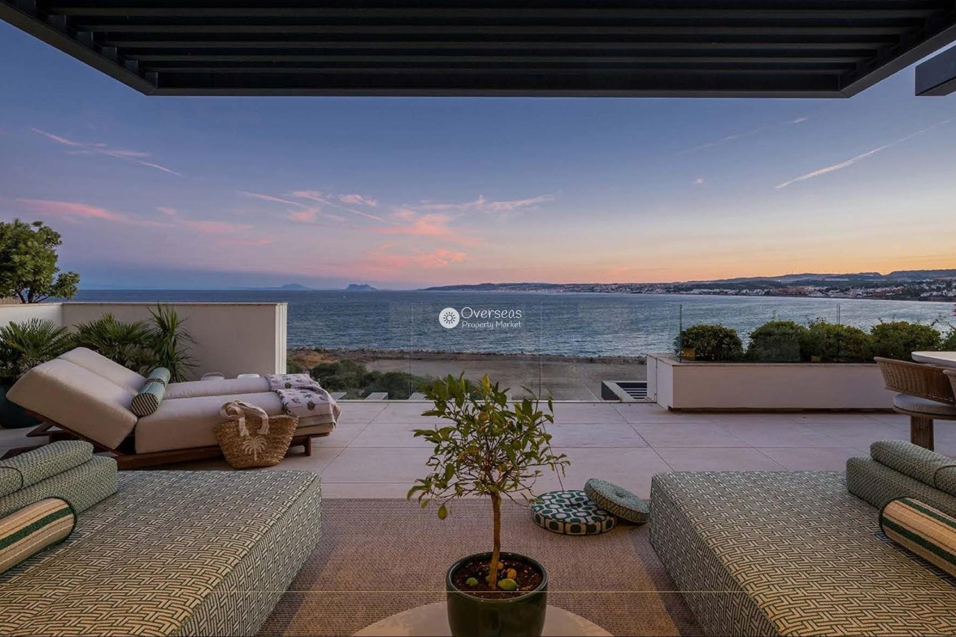 New Build - Apartment / flat -
Estepona