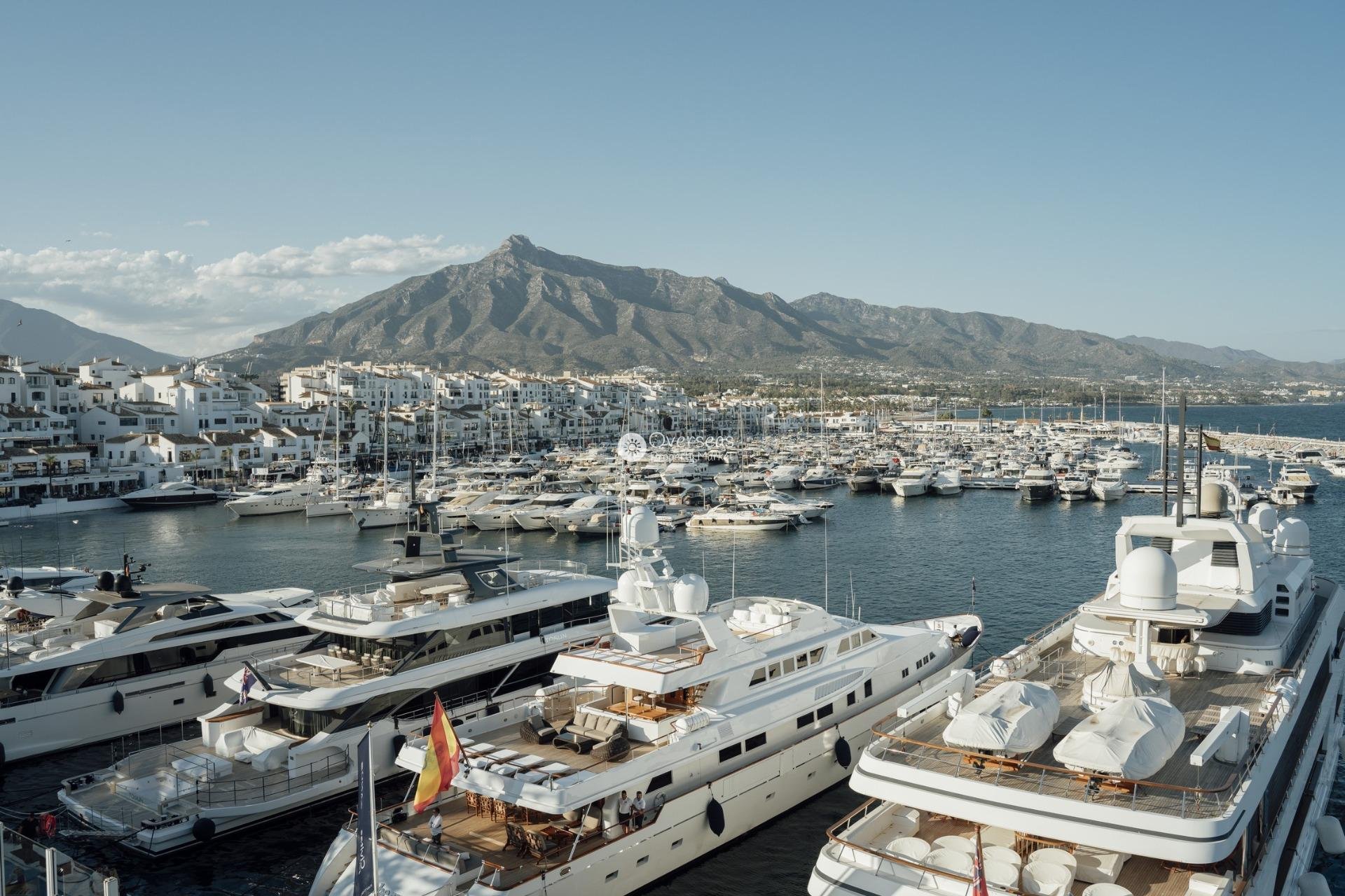 New Build - Apartment / flat -
Marbella - Nueva Andalucia