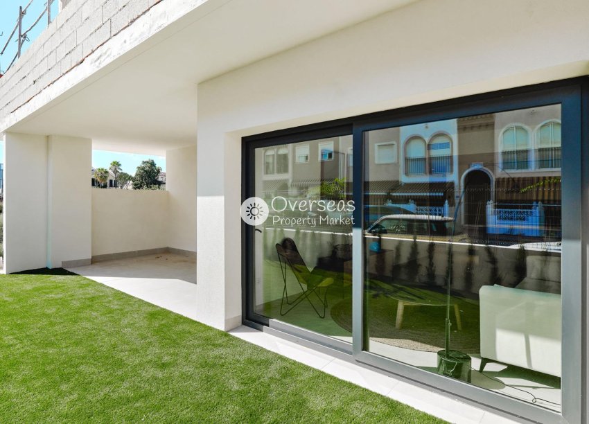 New Build - Bungalow -
Torrevieja - La Veleta