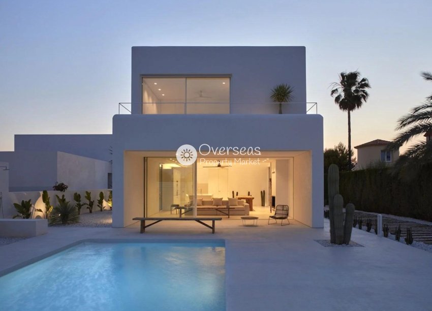 New Build - Villa -
Estepona