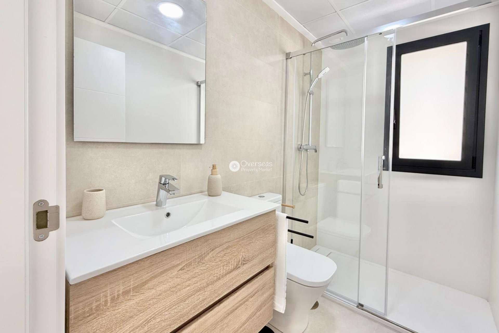 Nieuwbouw Woningen - Herenhuis -
Cox - San Fernando