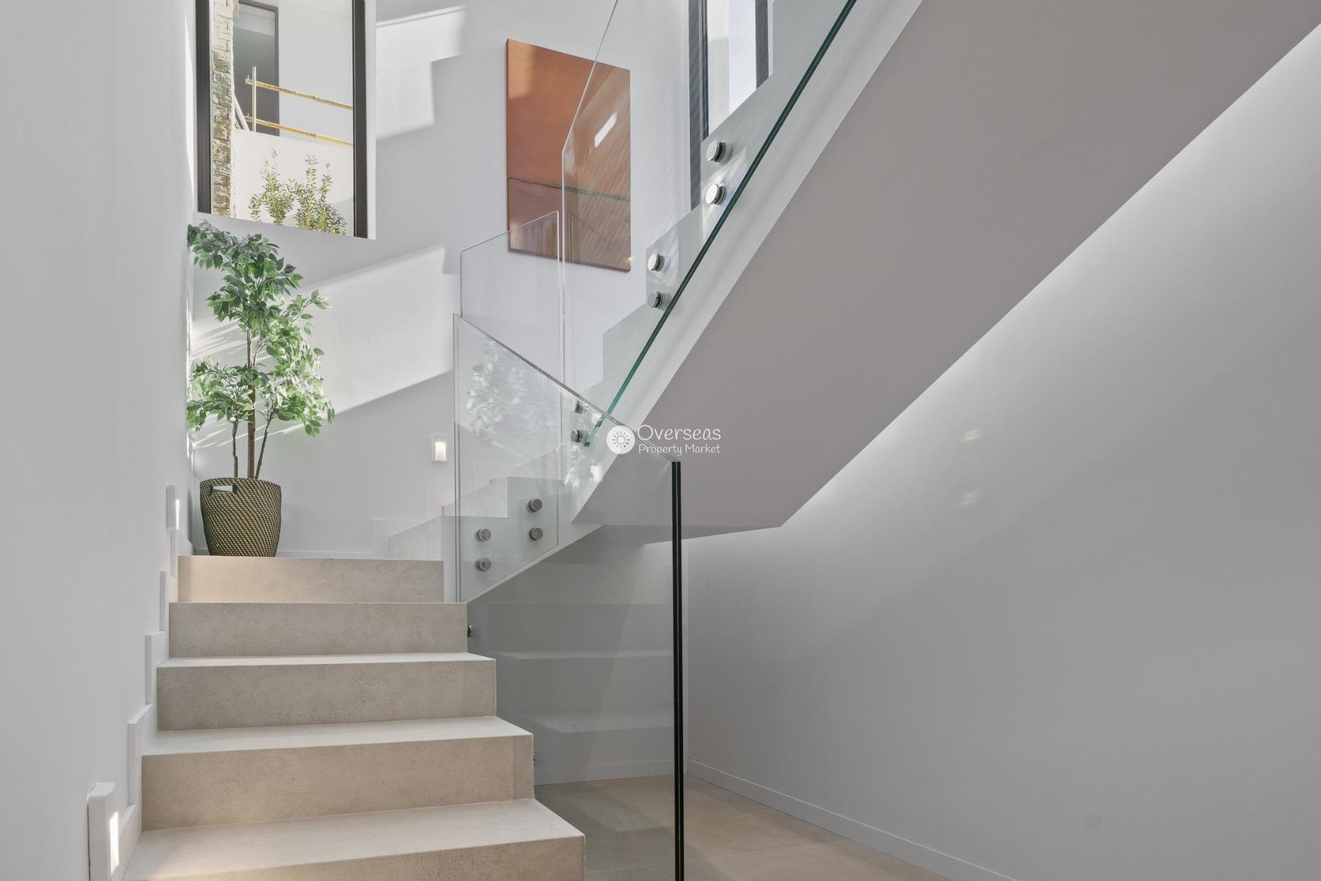 Nieuwbouw Woningen - Villa -
Benidorm