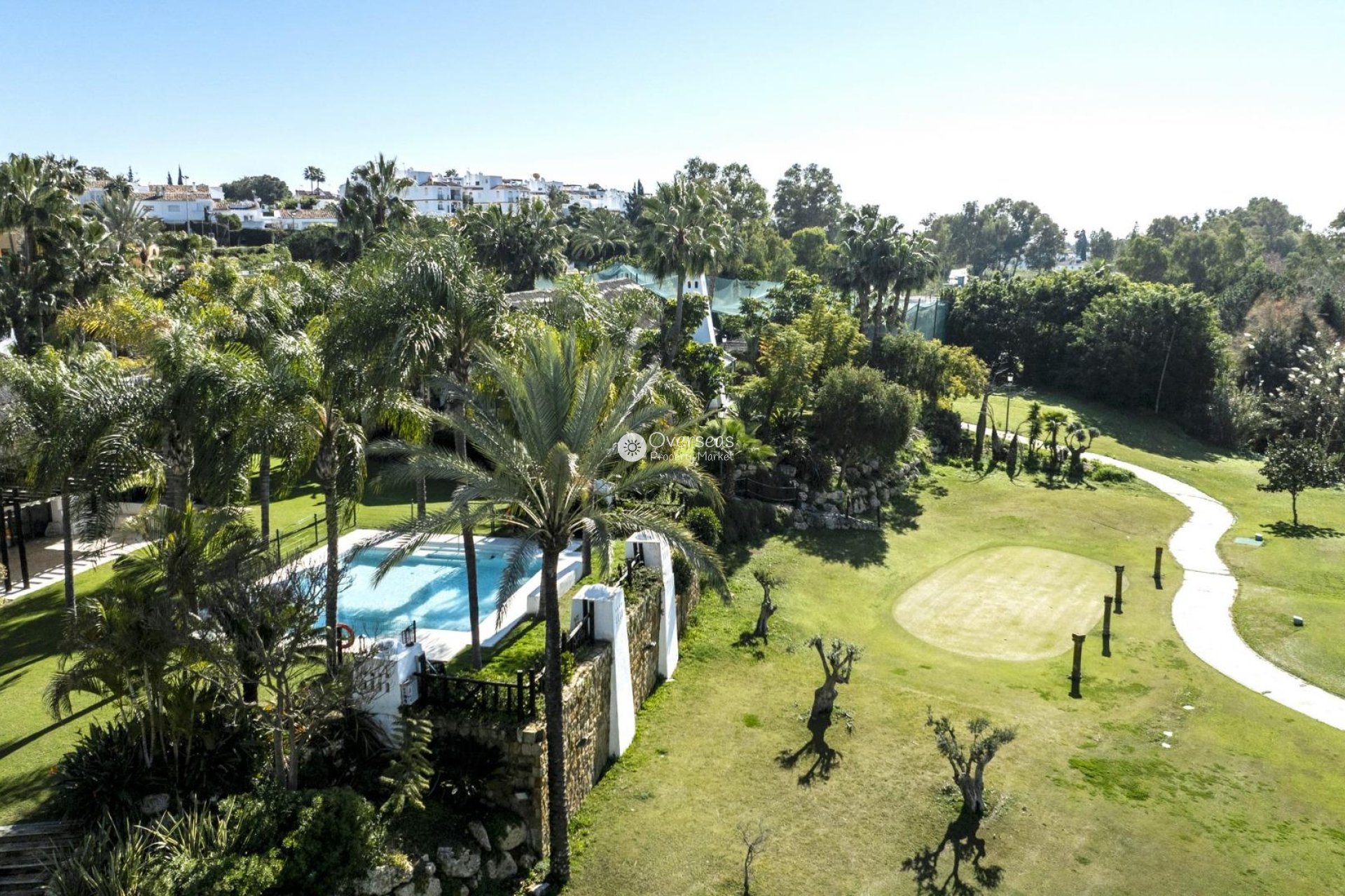 Nieuwbouw Woningen - Villa -
Estepona