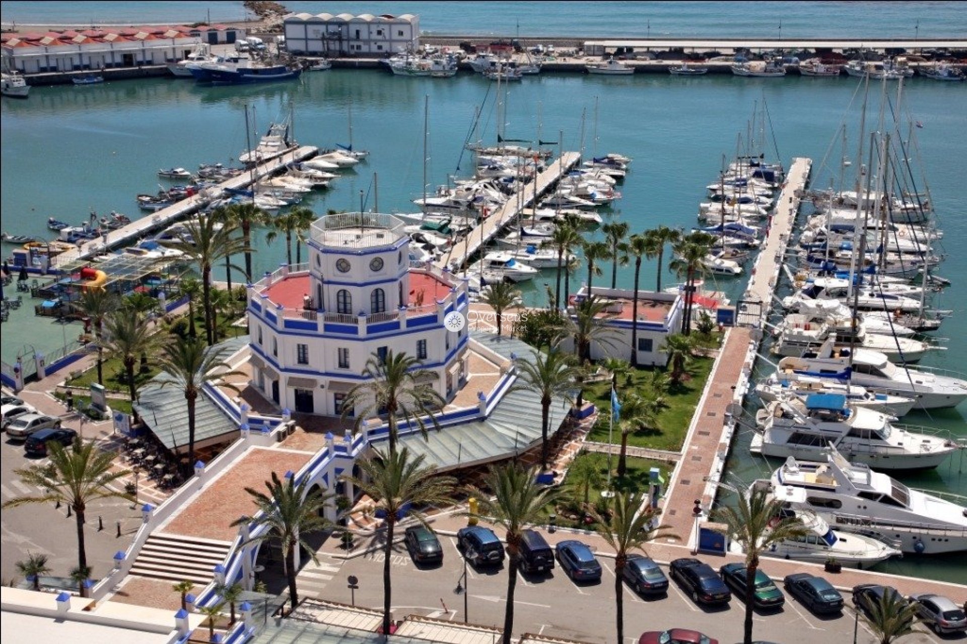 Nouvelle construction - Appartement -
Estepona