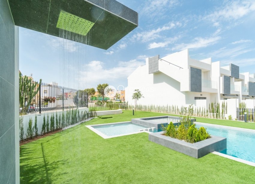 Nouvelle construction - Bungalow -
Torrevieja - Los Balcones