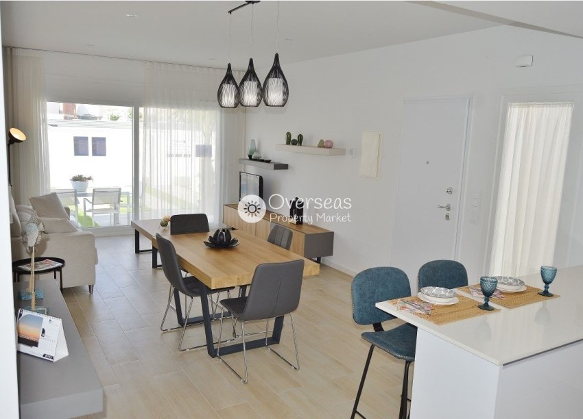 Nouvelle construction - Town House -
Avileses