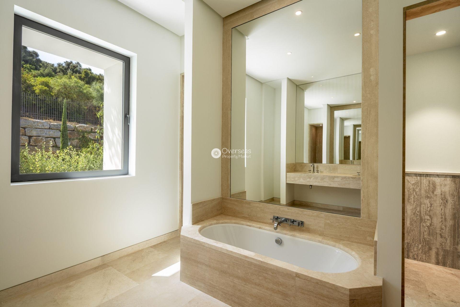 Nouvelle construction - Villa -
Casares