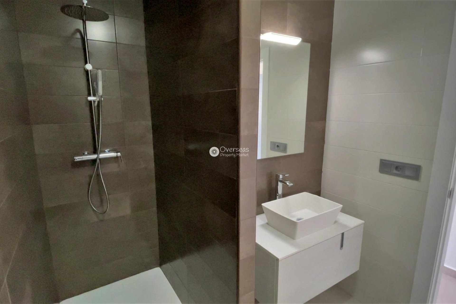 Nouvelle construction - Villa -
Daya Nueva - Centro