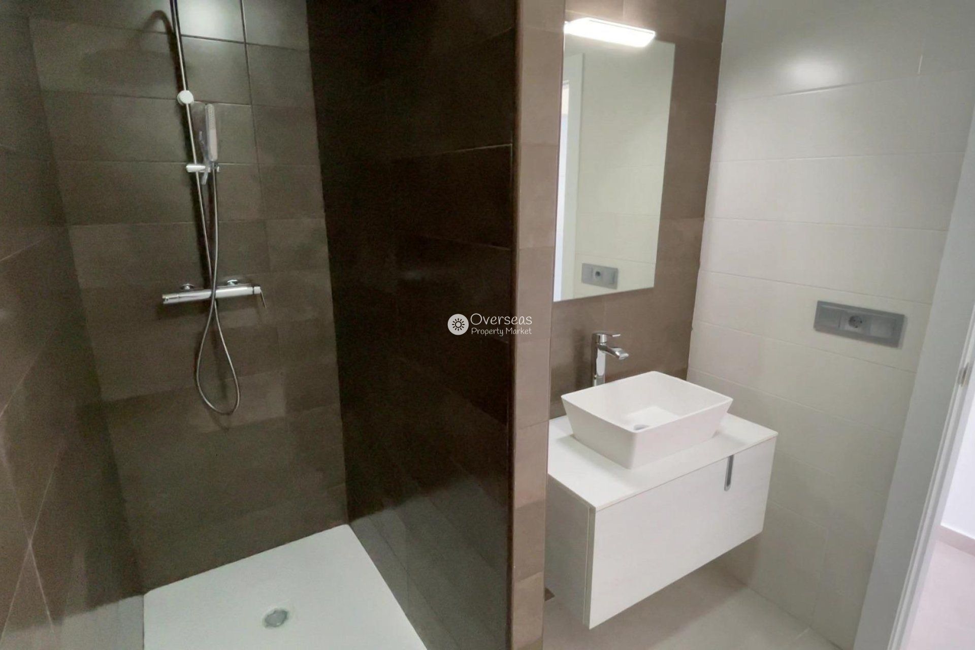 Nouvelle construction - Villa -
Daya Nueva - Centro