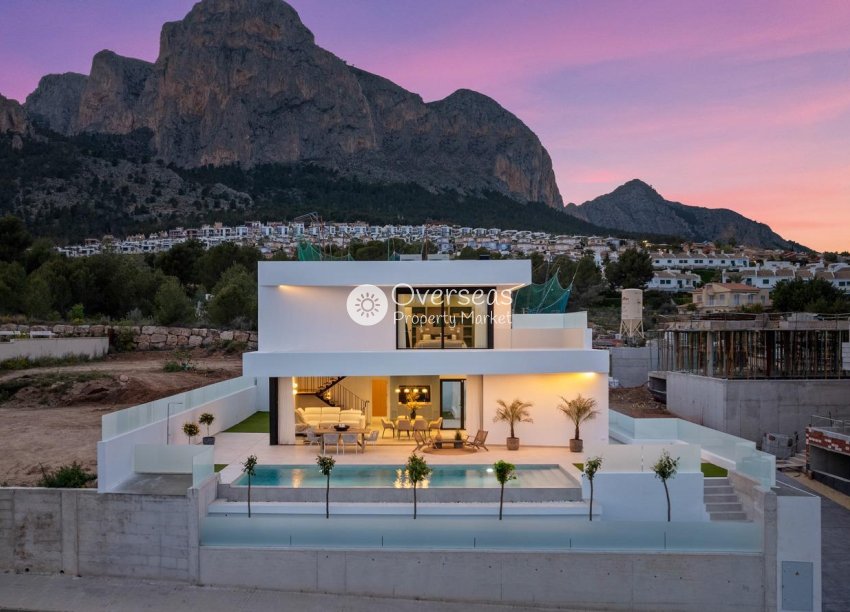 Nouvelle construction - Villa -
Polop