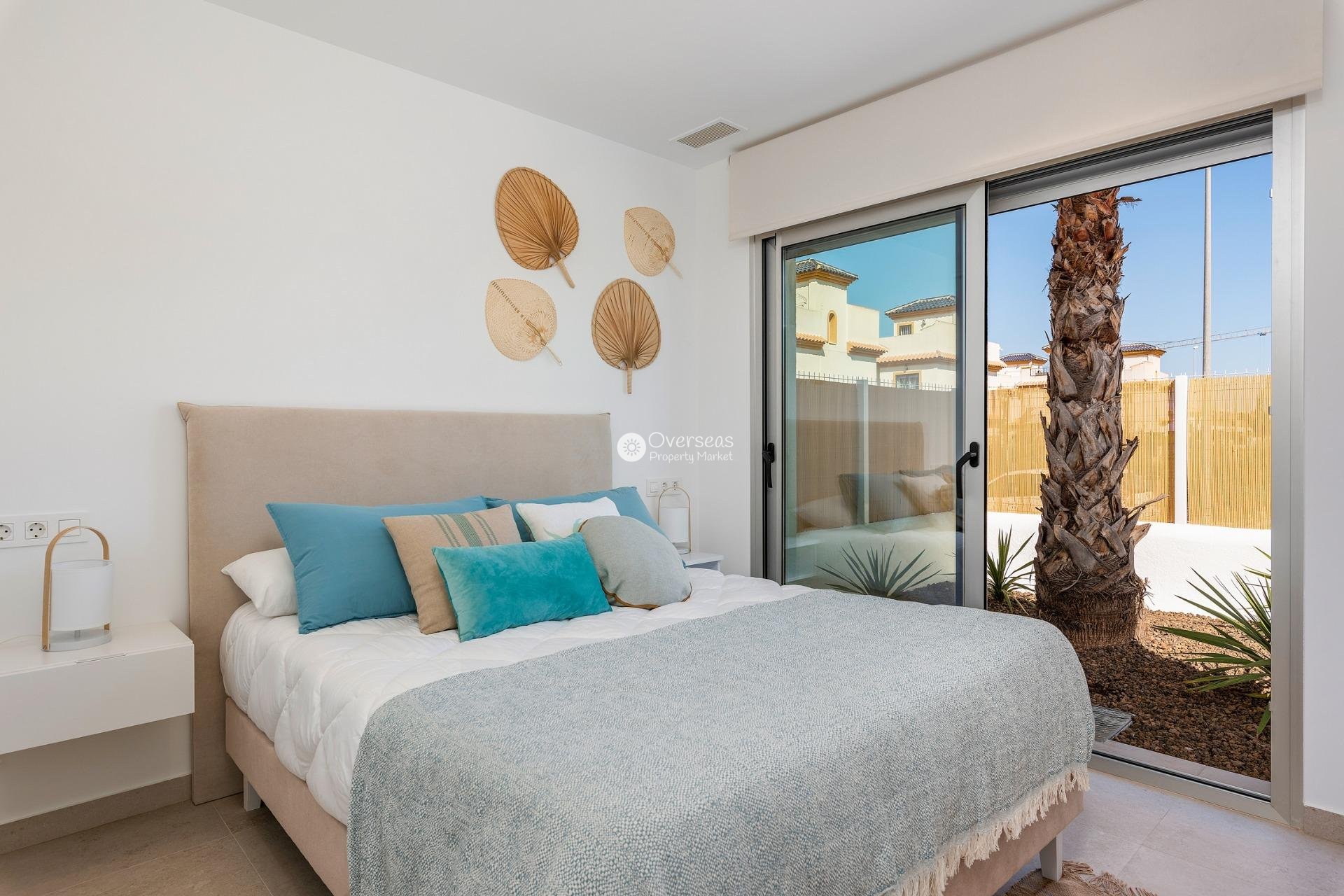 Nowy budynek - Bungalow -
Dolores - Sector 3