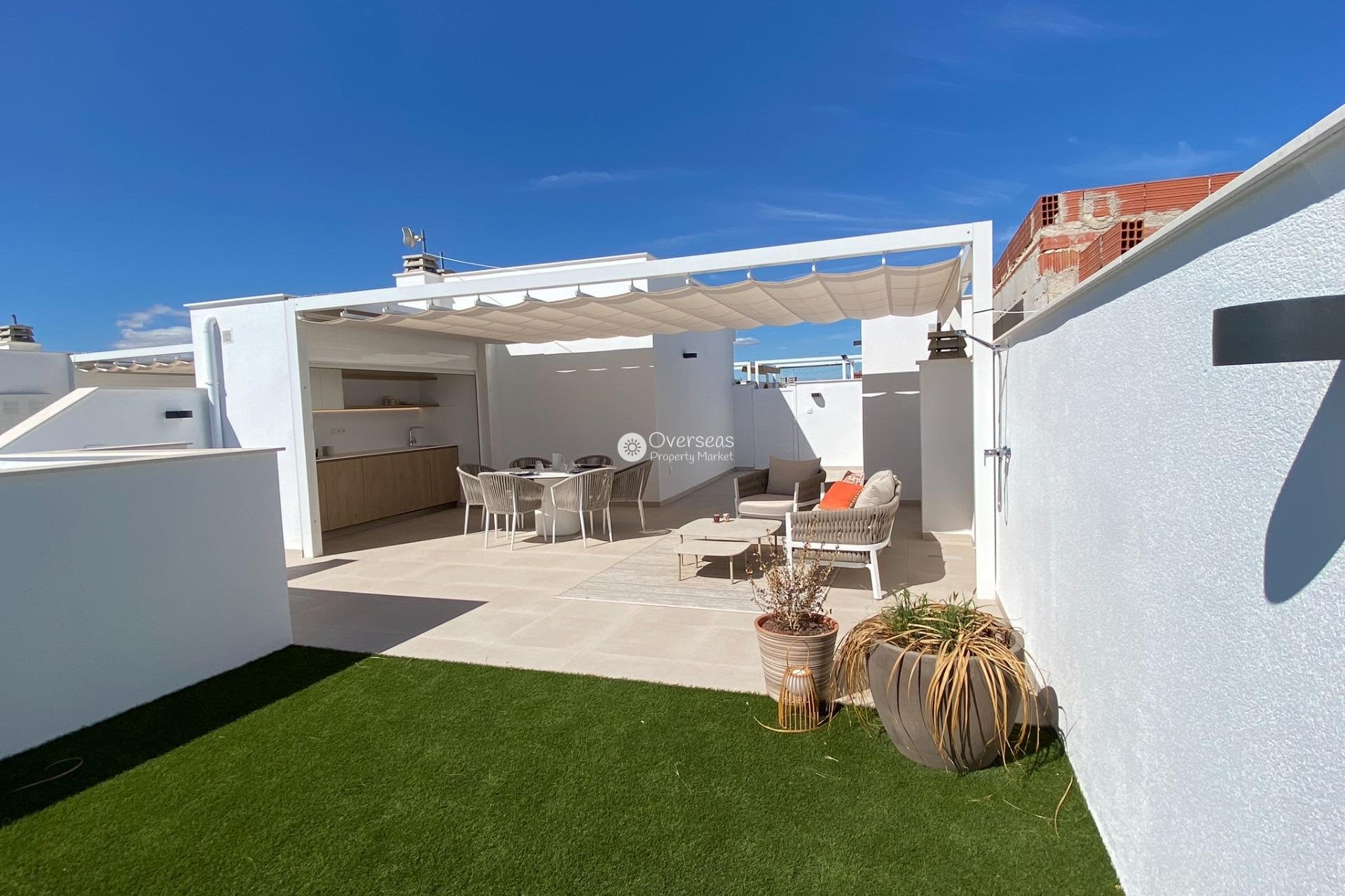 Nowy budynek - Bungalow -
Pilar de la Horadada - pueblo