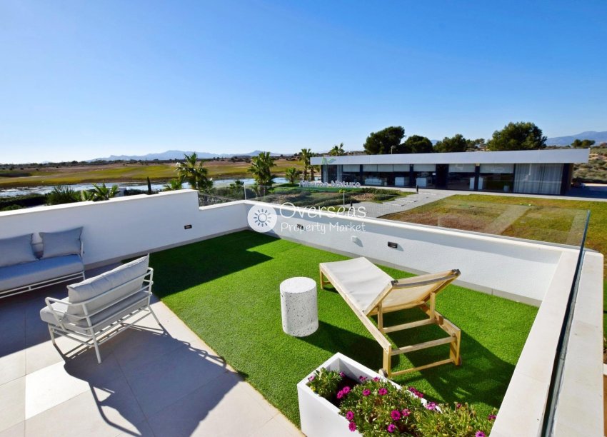Nowy budynek - Daszek -
Alhama De Murcia - Condado De Alhama