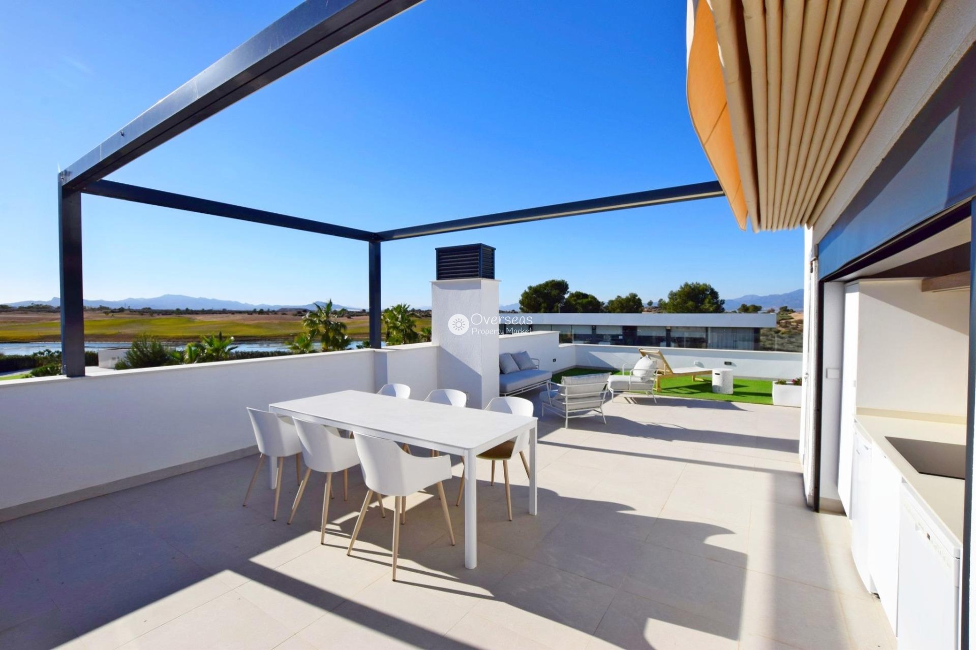 Nowy budynek - Daszek -
Alhama De Murcia - Condado De Alhama