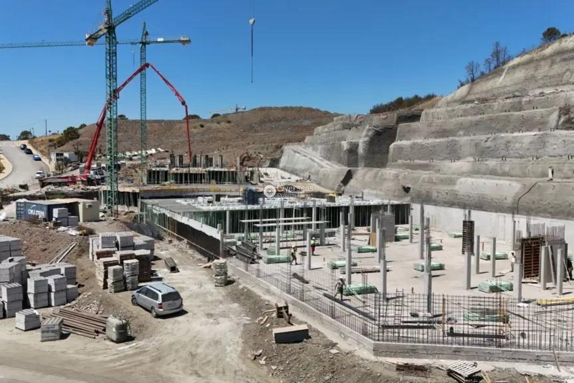 Nowy budynek - Daszek -
Estepona