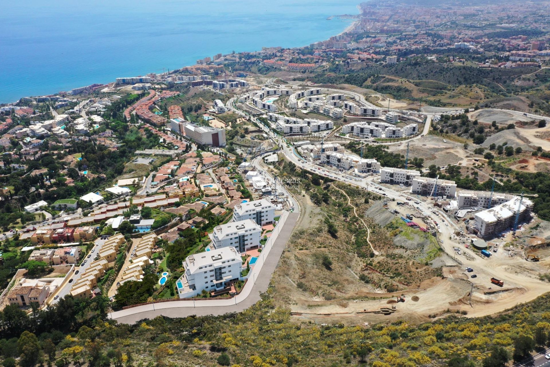 Nowy budynek - Daszek -
Fuengirola