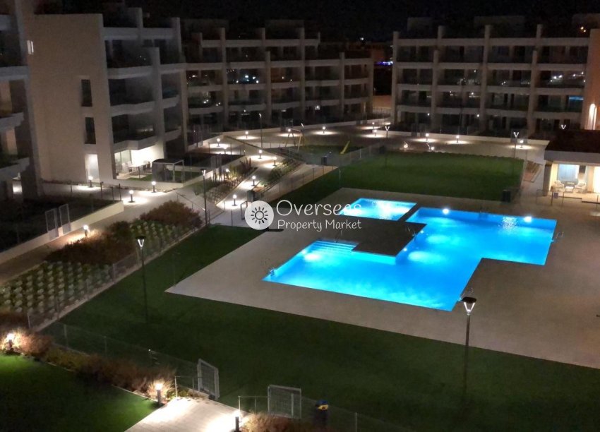 Nowy budynek - Daszek -
Orihuela Costa - Villamartín