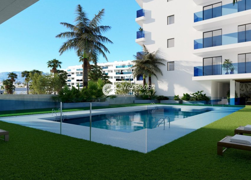 Nowy budynek - Ground floor apartment -
Mijas