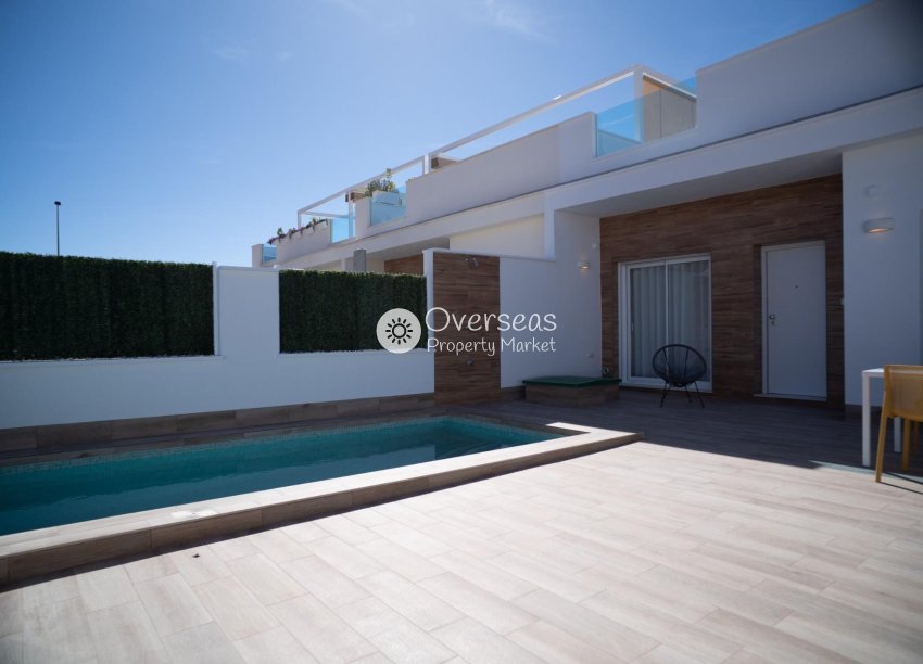 Nowy budynek - Kamienica -
San Javier