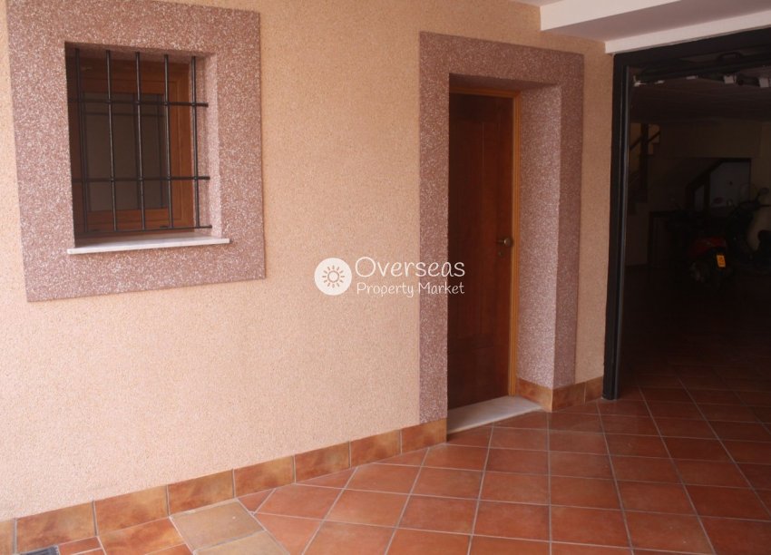 Nowy budynek - Kamienica -
Torrevieja - Los Altos