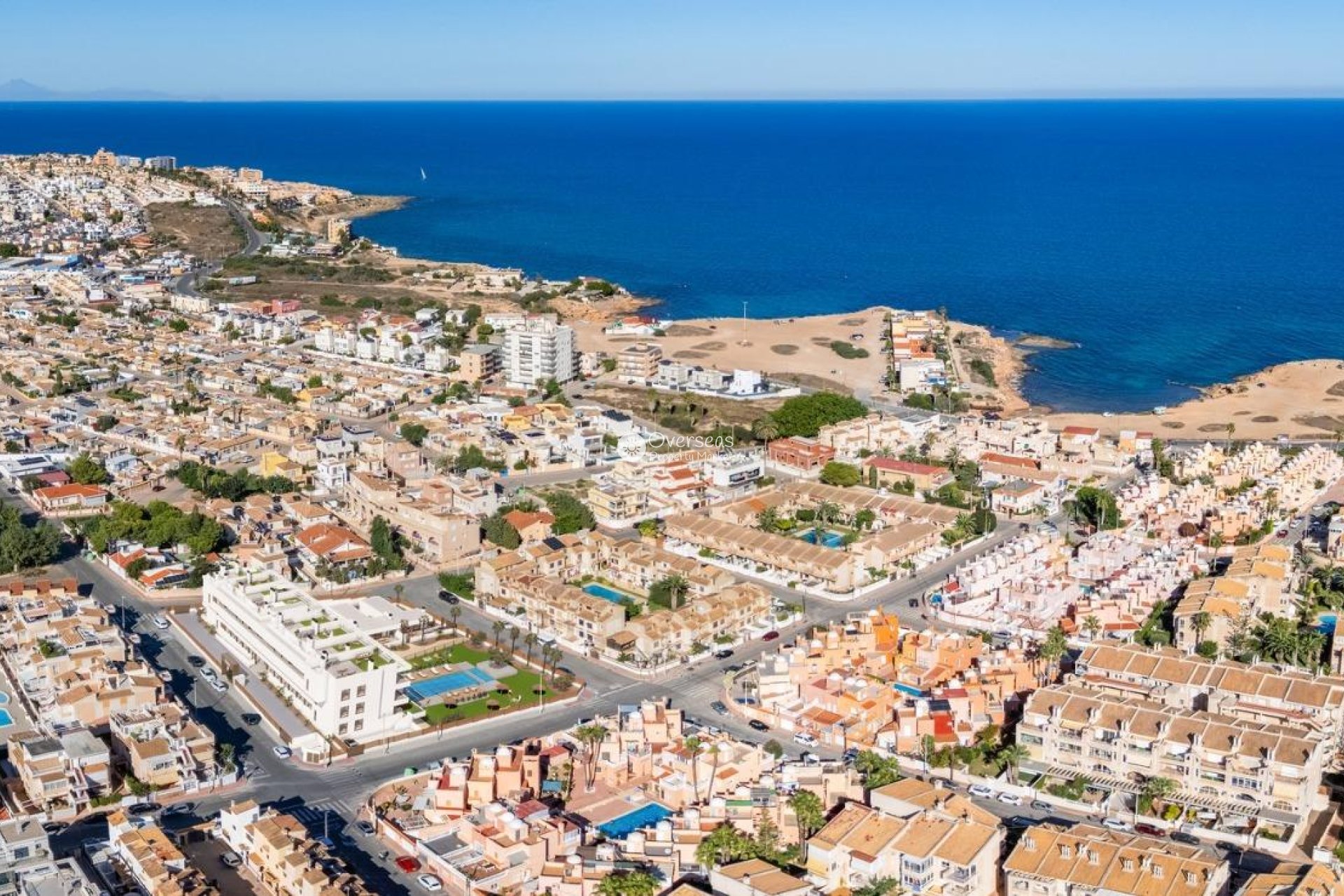 Nowy budynek - Kamienica -
Torrevieja
