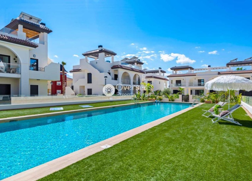 Nowy budynek - Top Floor Bungalow -
Rojales